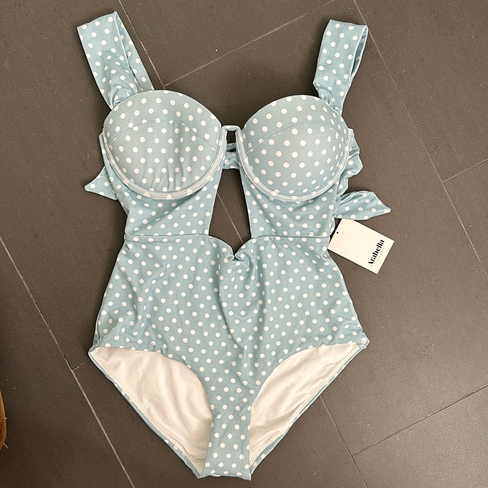 Arabella London *NWT* Never worn Swimsuit underwire bodysuit